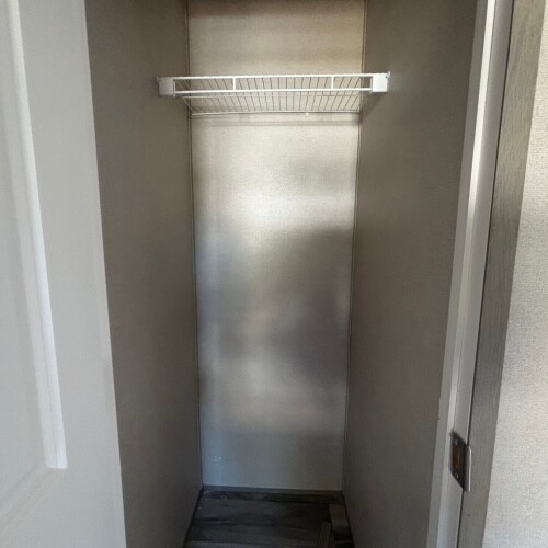 Building Photo - 100 Wren Dr