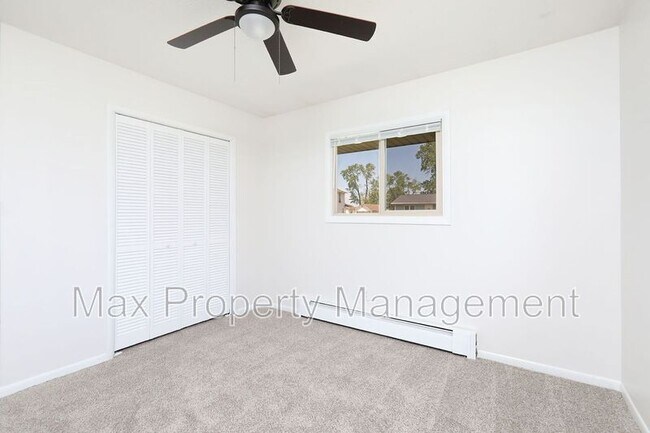 Building Photo - 530 Laurel St