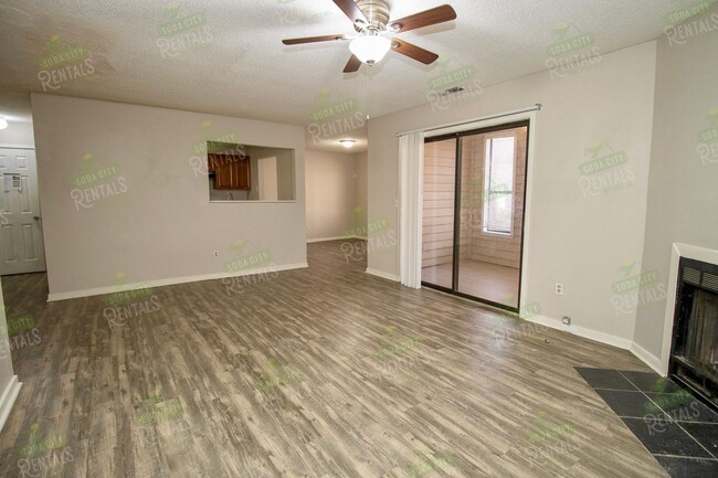 Building Photo - 2 Bedroom, 2 Bath Condo at Village Creek -...