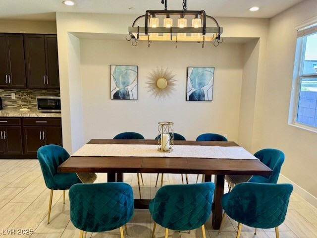 Building Photo - 2365 Florindo Walk