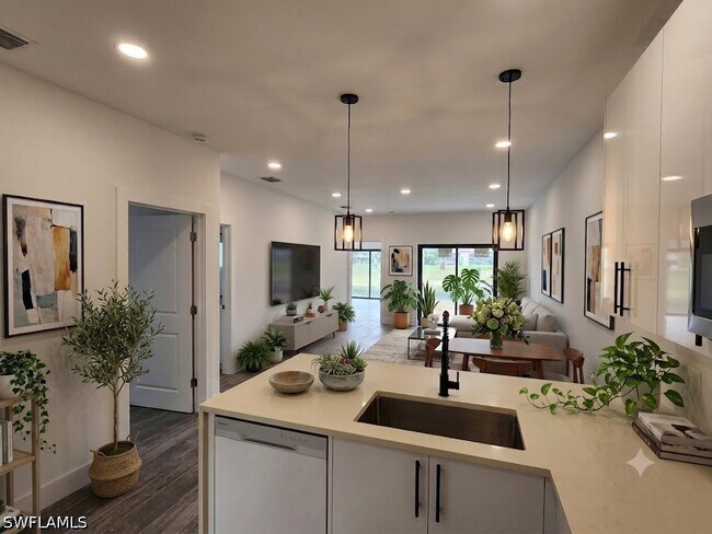 Building Photo - 26571 Robin Way