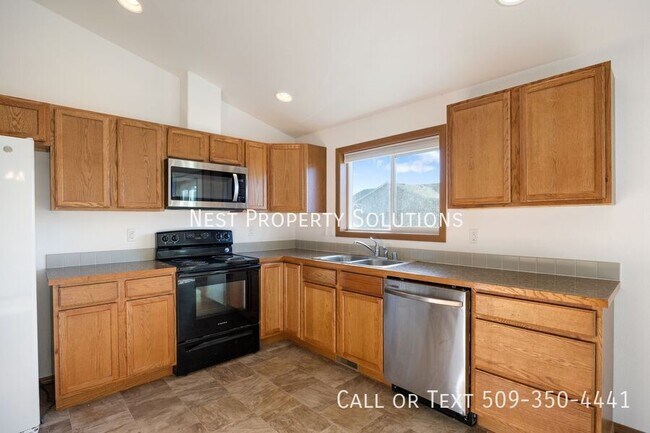 Building Photo - 1317 W Electra St