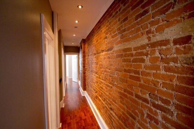 Building Photo - 412 W Frederick St