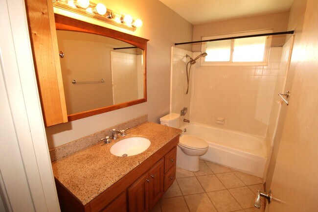 Building Photo - Spacious Corner Lot Home in Desirable Vent...