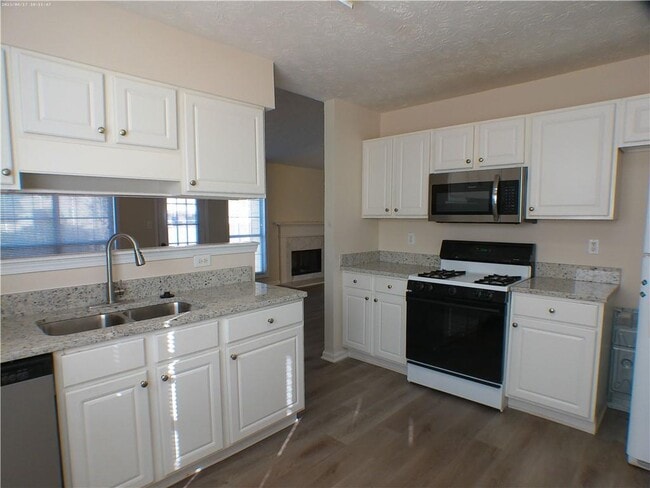 Building Photo - 3277 Crossfield Ln