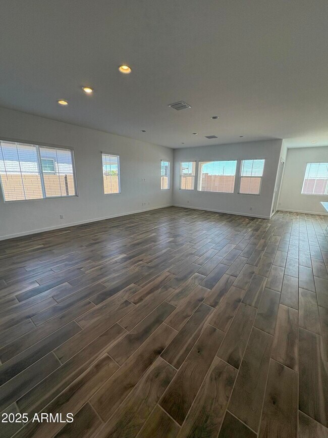 Building Photo - 23139 E Lords Wy