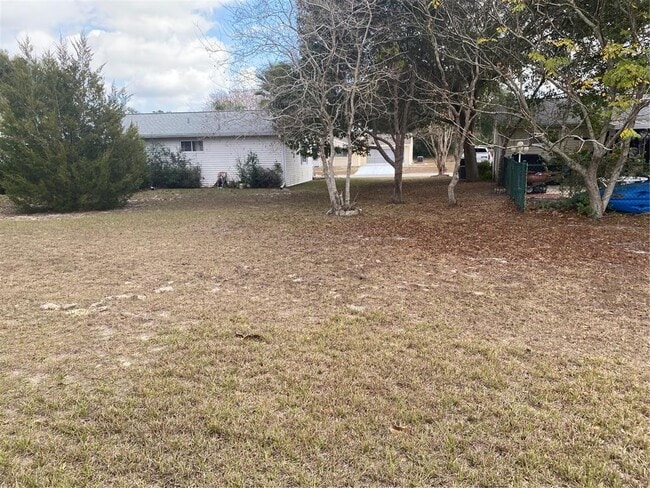 Building Photo - 10871 SW 90th Ct