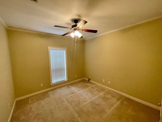Building Photo - 3 Bed 2 Bath house in Madison
