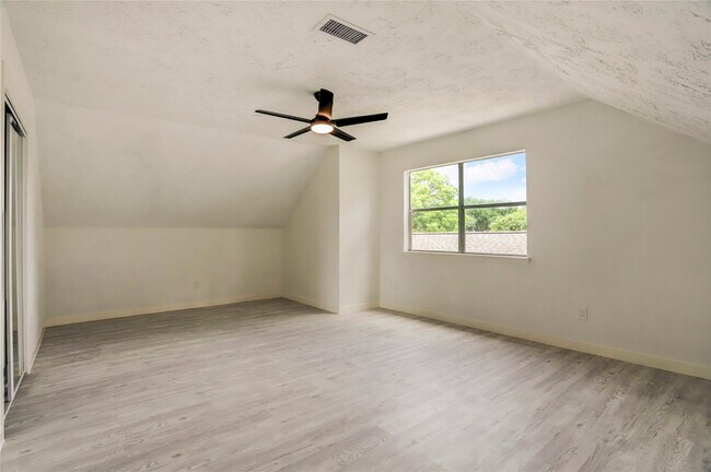 Building Photo - 7926 Windy Creek Dr