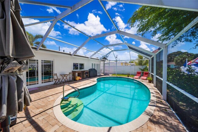 Building Photo - 31 SE 12th St