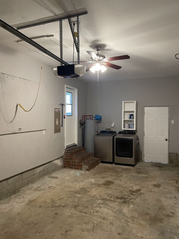 Building Photo - 134 Heather Dr