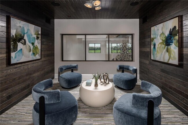 Building Photo - 5127 W Tyson Ave