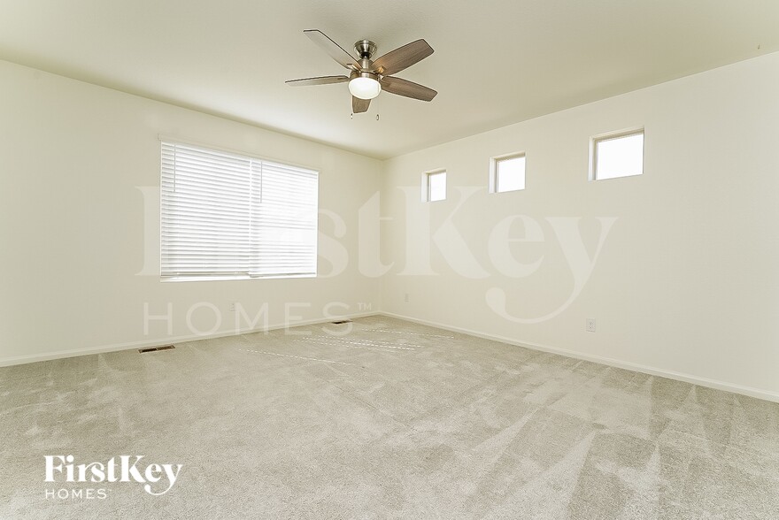 Building Photo - 10073 Yampa Ct