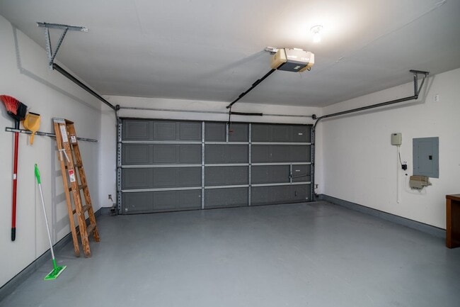 Building Photo - COMING SOON! GORGEOUS 4 BEDROOM HOME LOCATED IN ALLEN TEXAS!