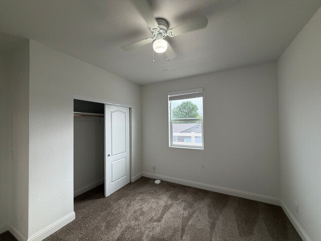 Building Photo - 40528 Calle Cancion