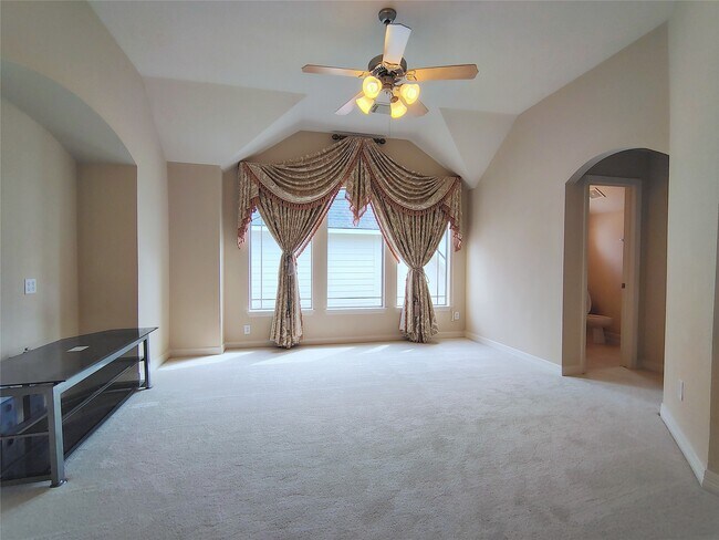 Building Photo - 5606 Grandwood Ln