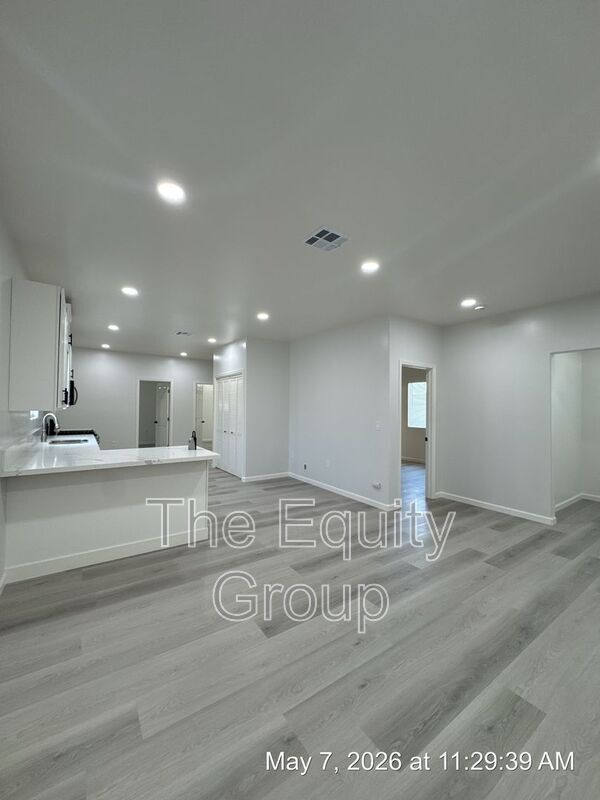 Building Photo - 30566 Ivy Rd
