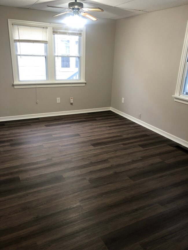 third bedroom - 2310 Old Berwick Rd