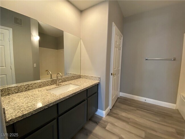Building Photo - 10011 Crimson Palisades Pl
