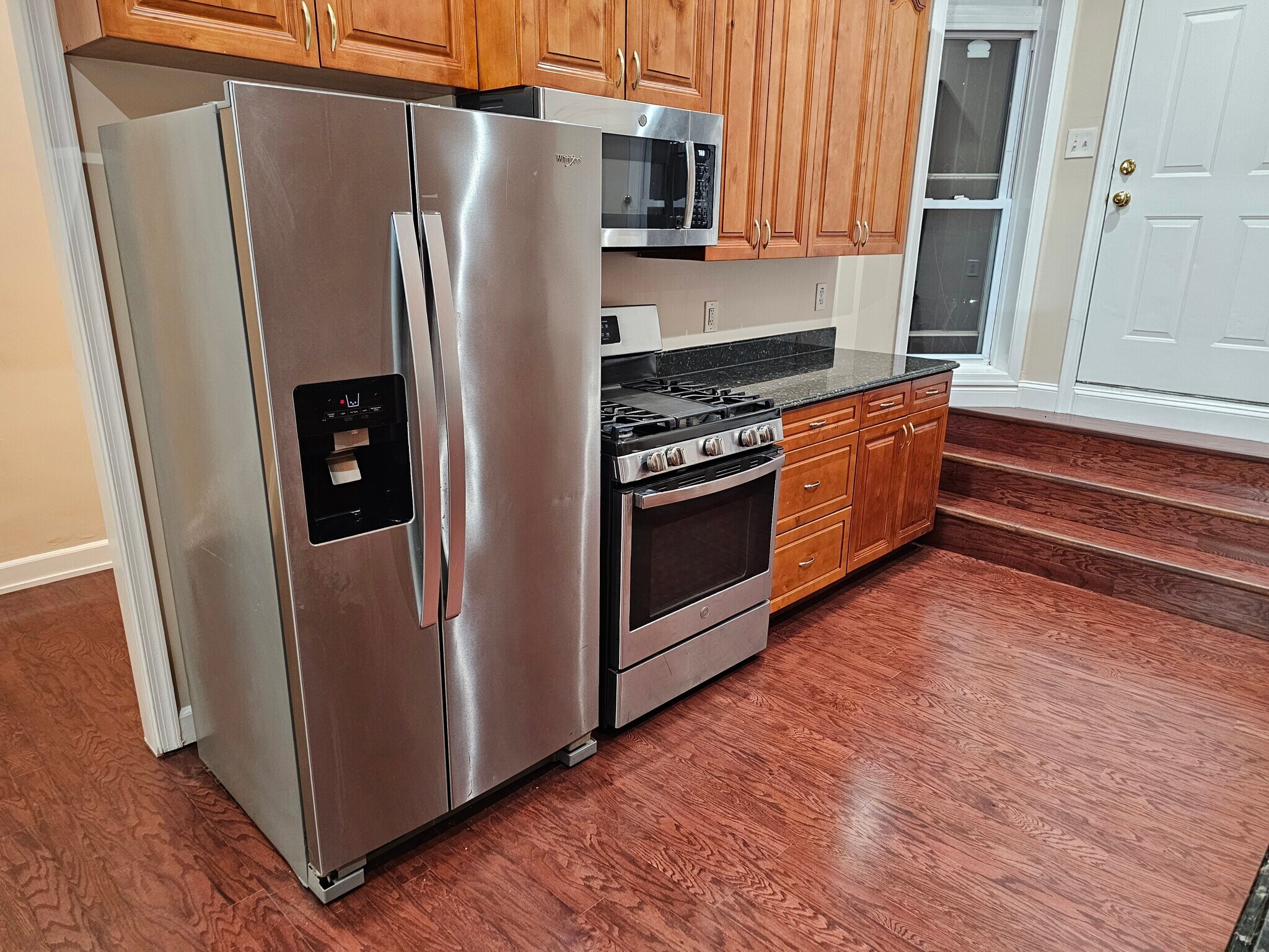 Kitchen - 1919 Saint Paul St