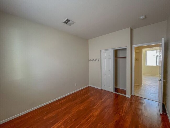 Building Photo - Charming Single-Story Home in a Prime Loca...