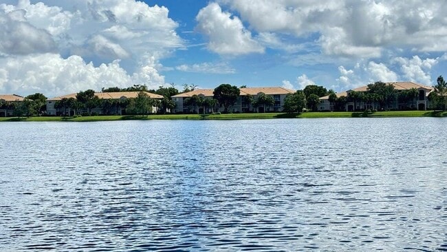 Building Photo - 5025 Wiles Rd