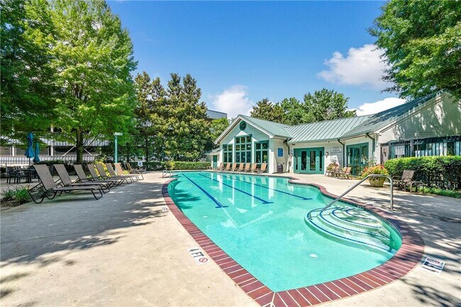 Building Photo - 2870 Pharr Ct S Northwest