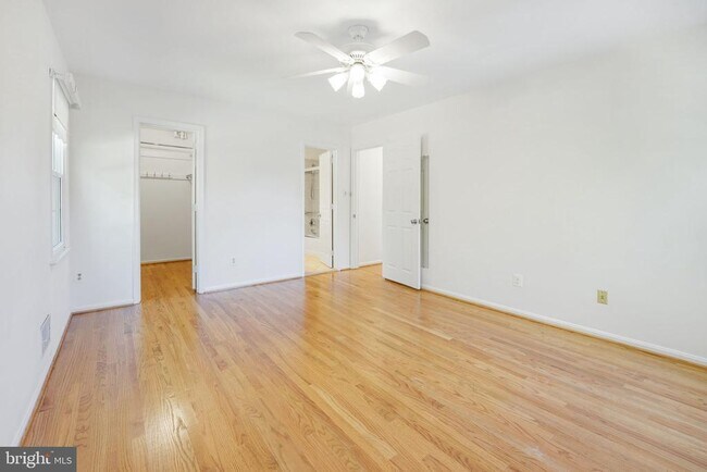 Building Photo - 8702 Arley Dr