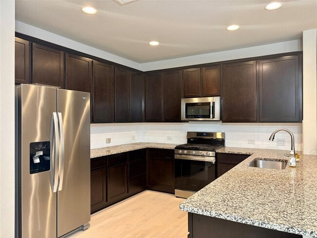 Building Photo - 9200 Margaret Jewel Ln