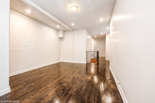 Building Photo - 4623 S Evans Ave