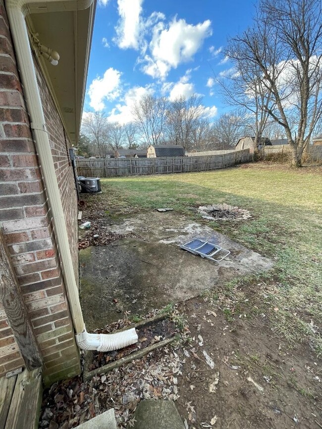 Building Photo - 416 Garden Park Dr