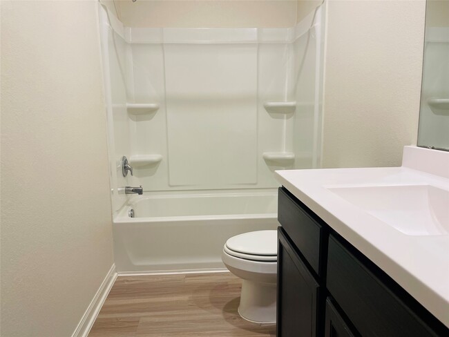 Building Photo - 11042 Hillside Creek Dr