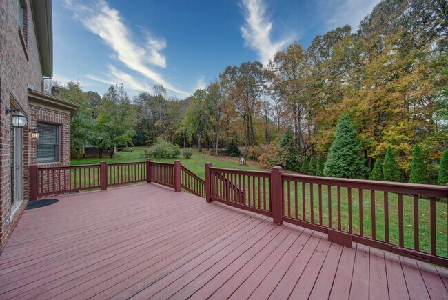 Building Photo - 119 Plantation Dr