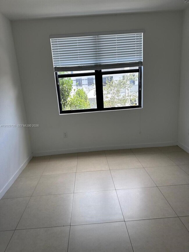 Building Photo - 13381 SW 251st Terrace
