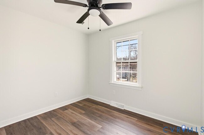 Building Photo - 115 Big Meadows Terrace