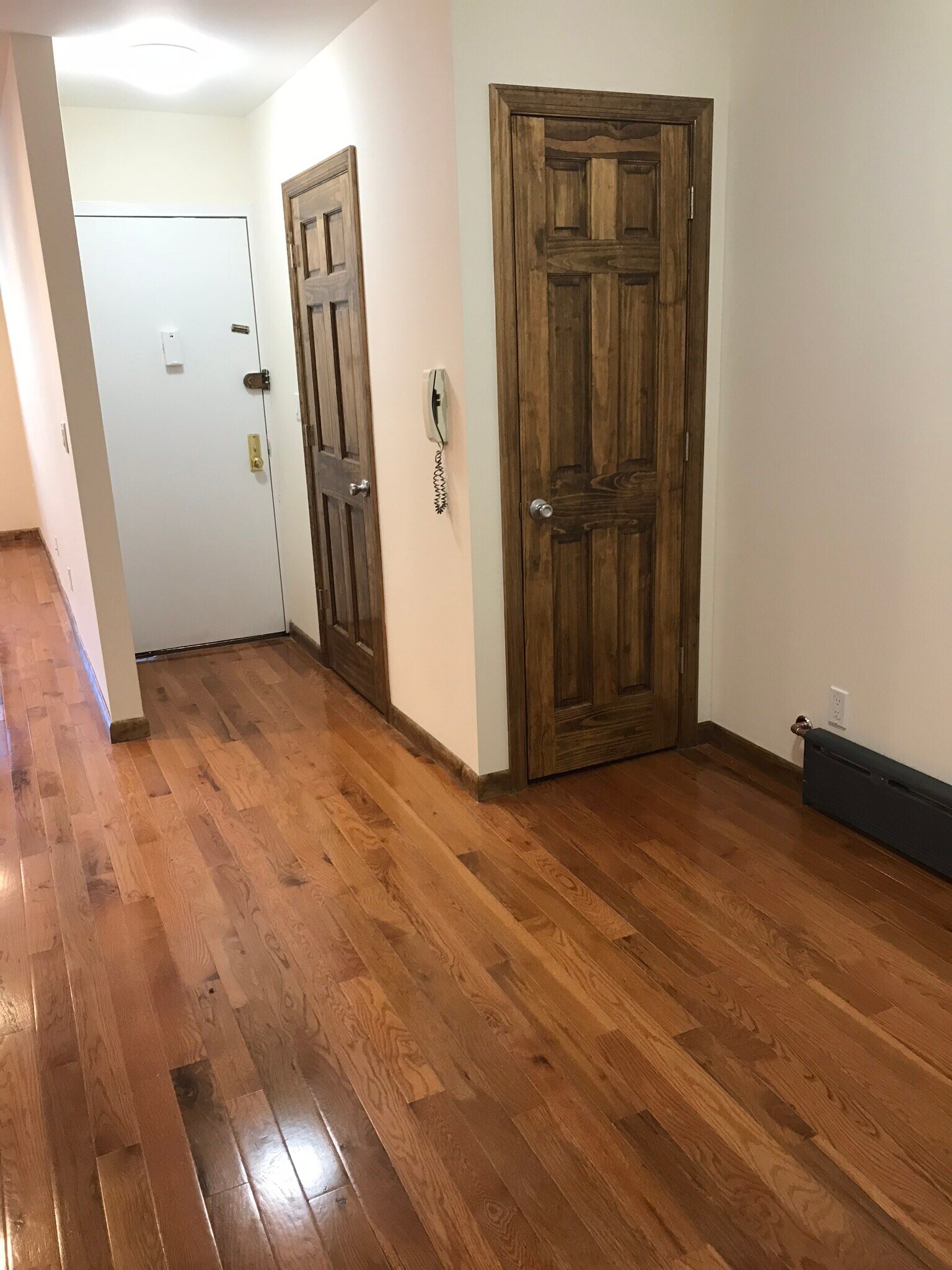 Building Photo - 405 W 263rd St