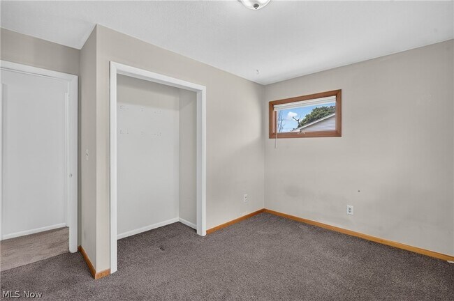 Building Photo - 1626 S Carpenter Rd