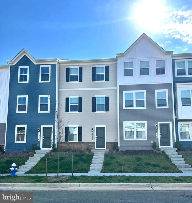 Building Photo - 1328 Cedar Vly Rd