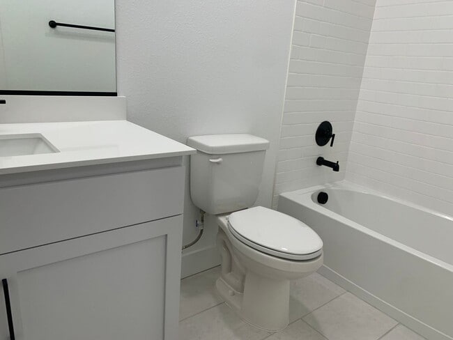Building Photo - Brand NEW 4 bedroom 1 story home Rancho Co...