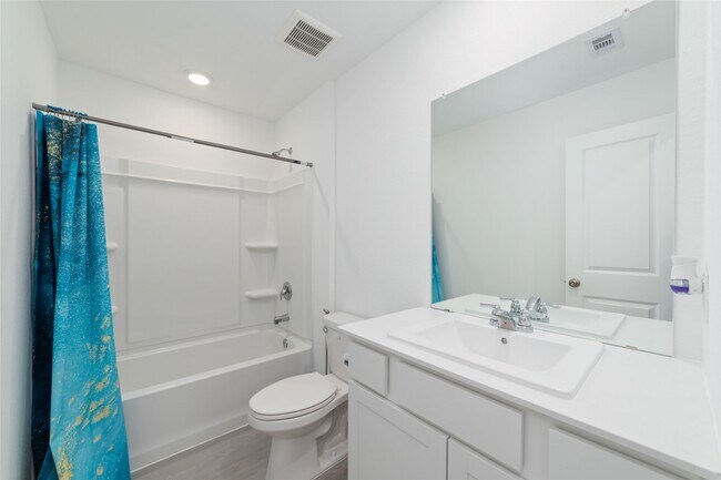 Building Photo - 12410 Mountain Daisy Rd