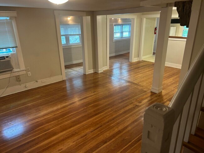 Building Photo - 431 S M St