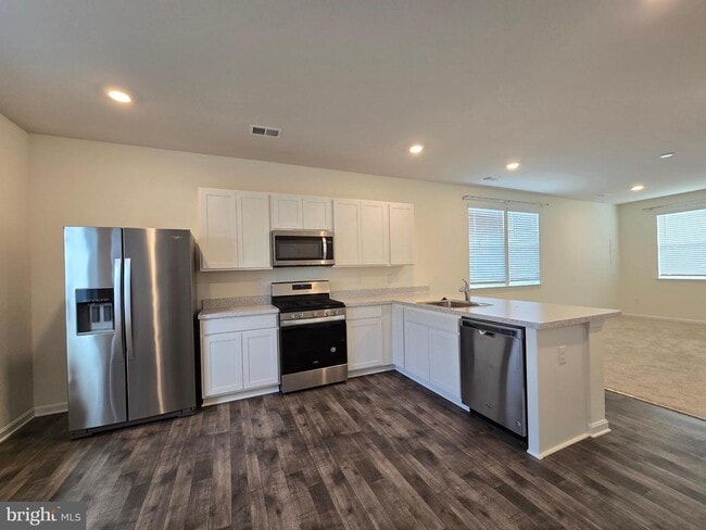 Building Photo - 172 Fellowship Dr