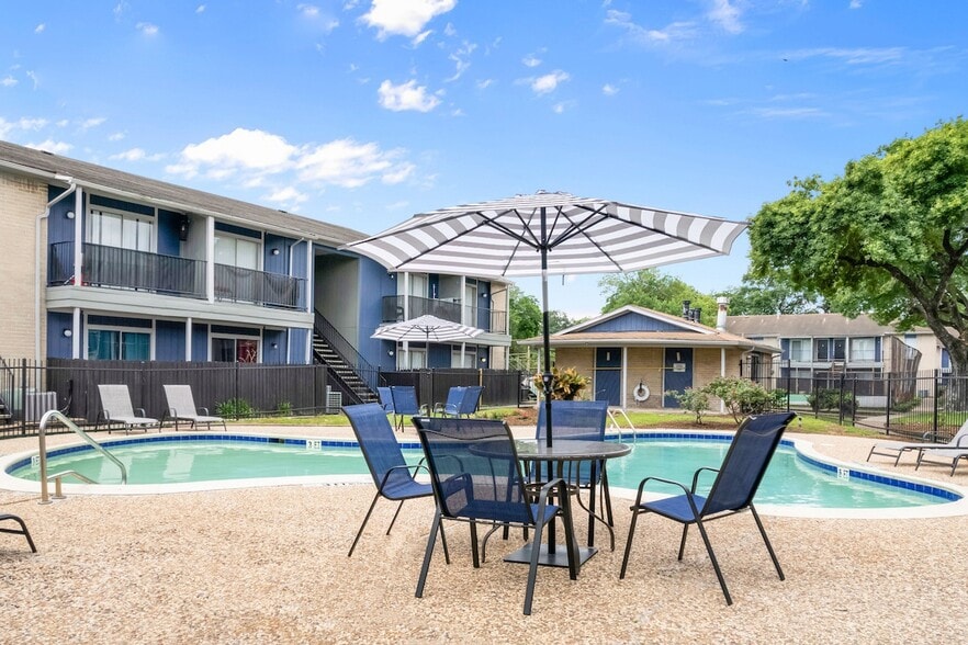 Pine Creek Apartments 470 Maxey Rd Houston TX 77013 Apartment Finder