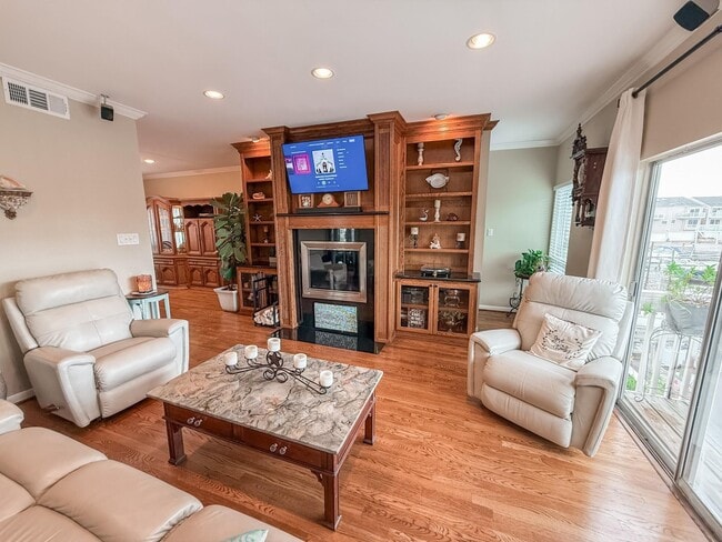 Building Photo - 4749 E NASA Pkwy