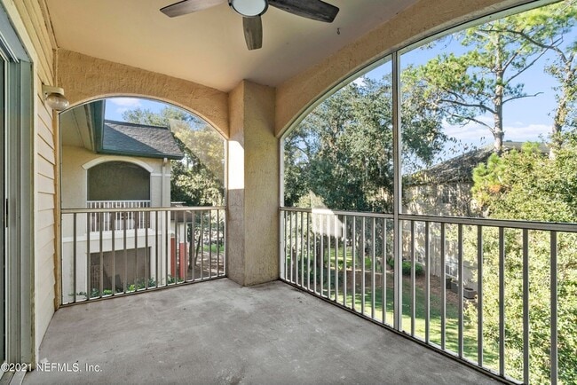 Building Photo - 230 Colima Ct