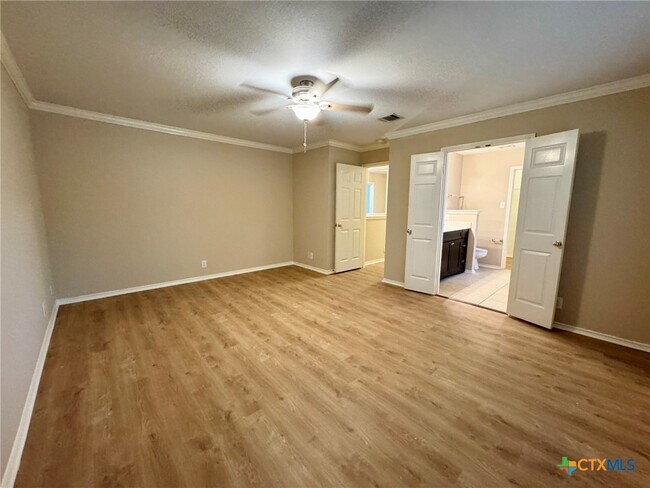 Building Photo - 7707 Wexford Hollow