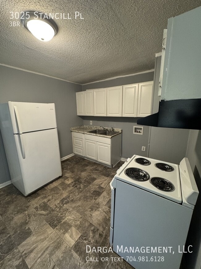 Building Photo - 3025 Stancill Pl