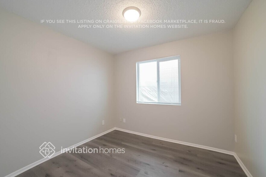 Building Photo - 11447 N 43rd Dr