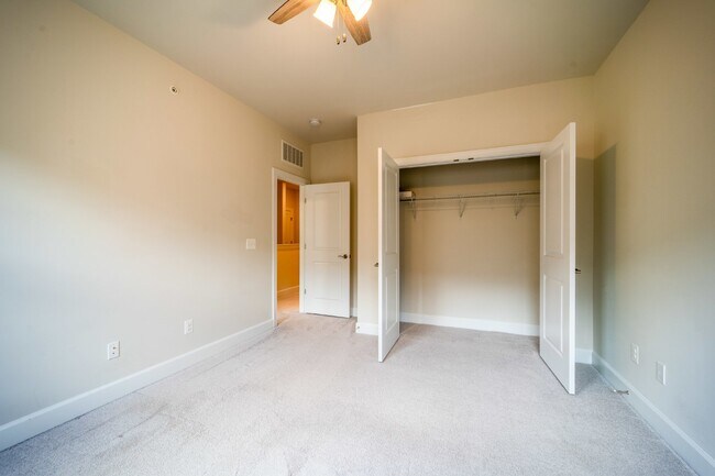Building Photo - Modern Kincora Townhome-Style Condo | 3 Bedrooms | EV Charging | Backing to 165 Acres of Conserva...