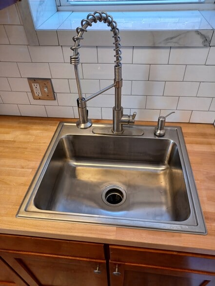 Strayer Nozzle Sink - 4380 Chouteau Ave